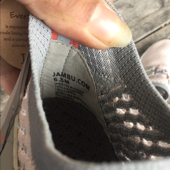 Jambu - Picture 4 of 5